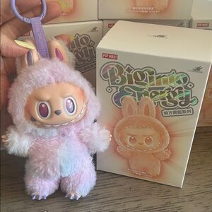 Pop Mart Big Into Energy Labubu - LUCK